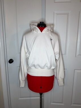 Aerie Cream Cropped Hoodie Navy Blue Embroidered Bow Women S